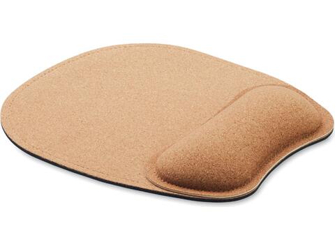 Ergonomic cork mouse mat