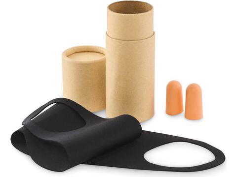 Travel set in paper tube box