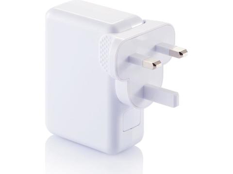 Travel plug with 4 USB ports