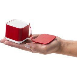 nano-bluetooth-speaker-77c4.jpg