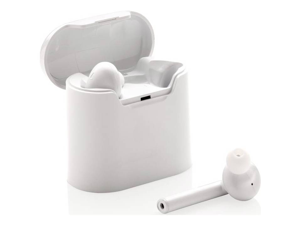 tws earbuds with charging case