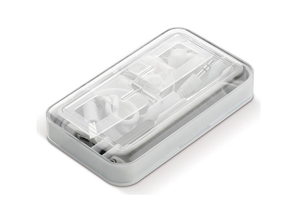 Set de voyage accessoires électroniques 6