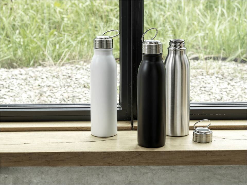 Bouteille d'eau Harper de 700 ml en acier inoxydable certifié RCS avec boucle métallique 6