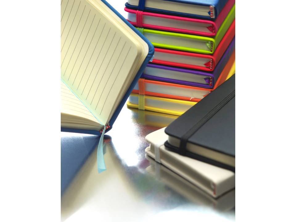 Carnet A6 contenant 100 pages 16