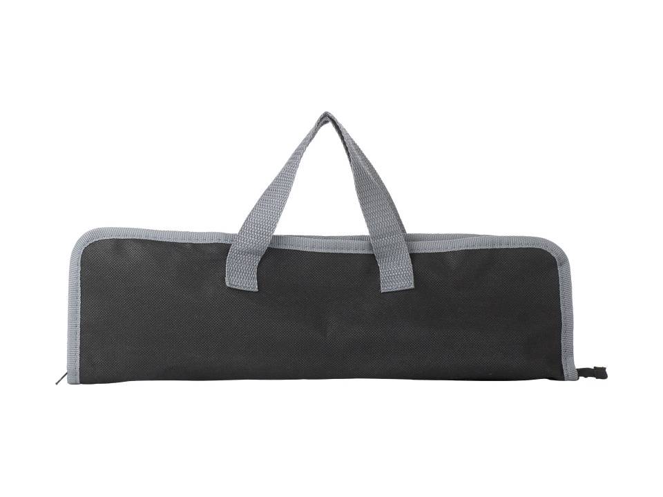 Set barbecue dans une pochette zippé 2