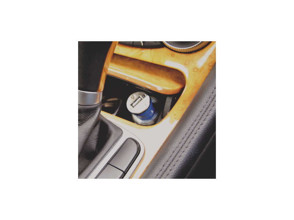 Prise allume cigare voiture 3