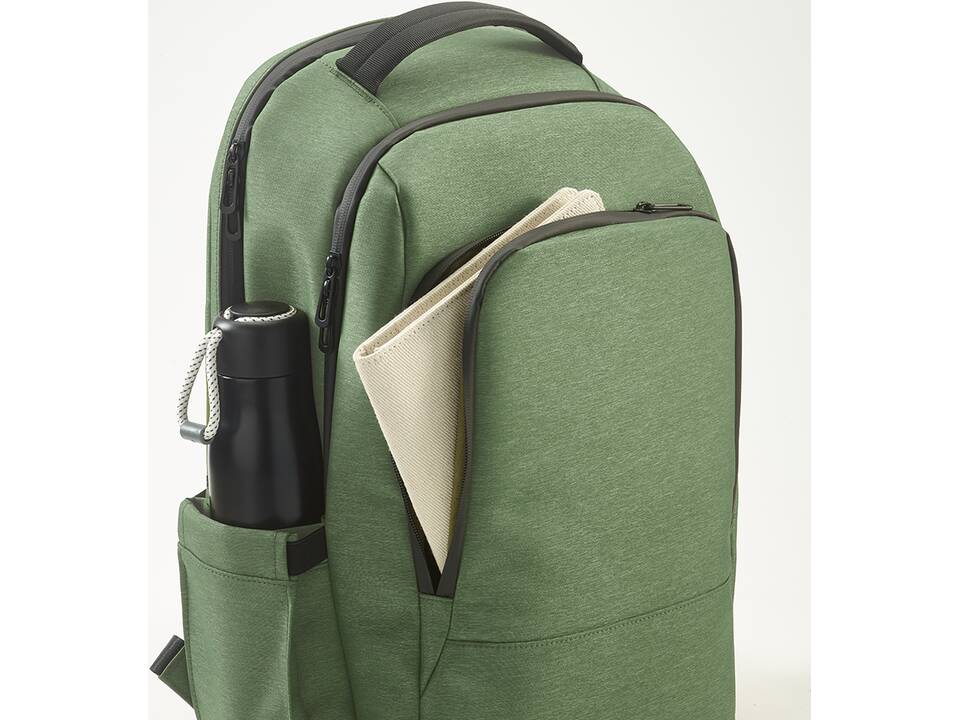 New York rugzak 20L Gerecycled Nylon 24