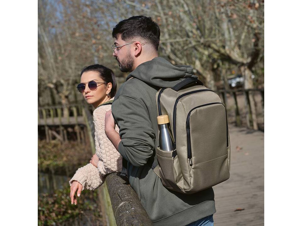 New York rugzak 20L Gerecycled Nylon 31