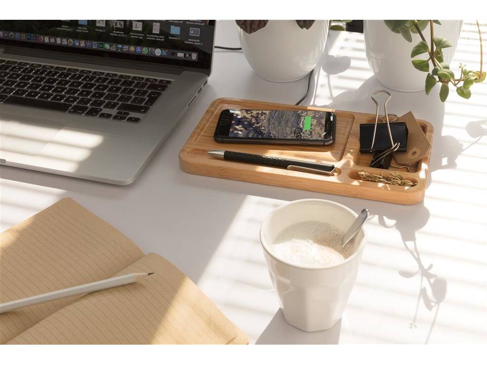 Organiseur de bureau avec induction 5W 6