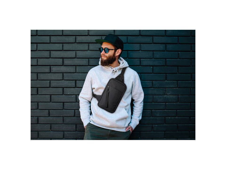 Cross chest bag in 600D Rpet 4