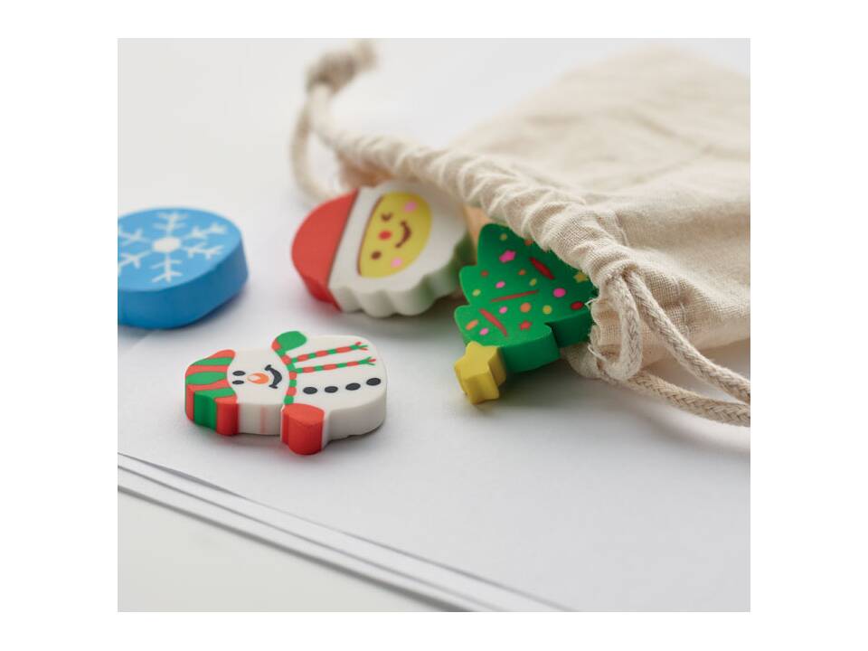 Set de 4 gommes de Noël 1