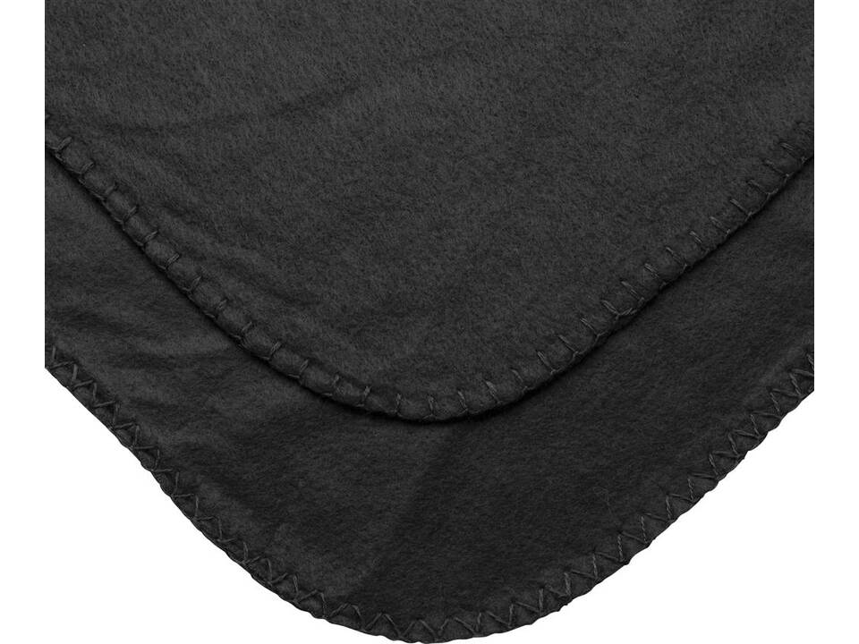 Couverture polaire dans une pochette 3