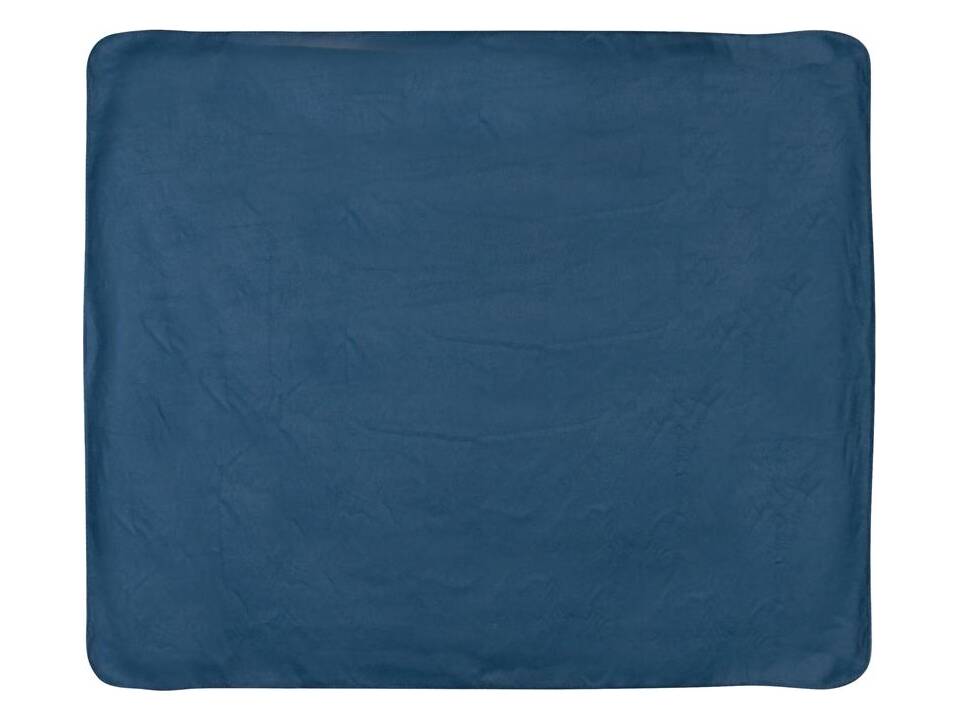 Couverture polaire dans une pochette 5