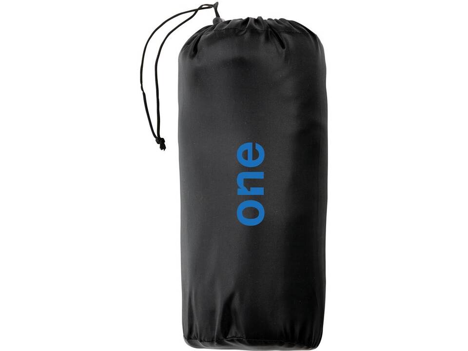 Couverture polaire dans une pochette 11