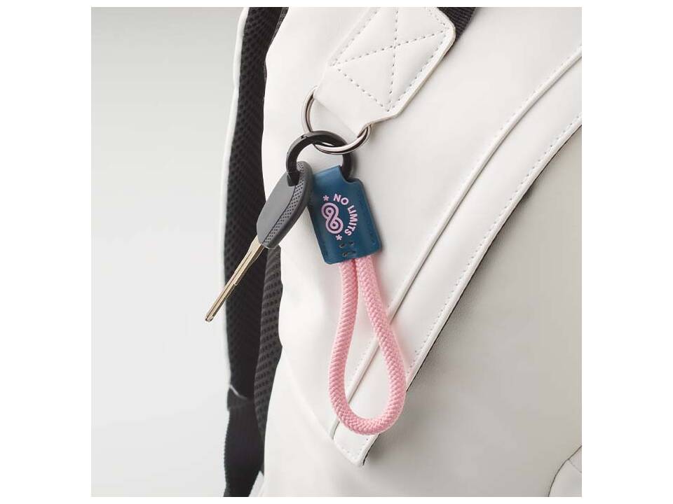 Porte-clés sur mesure avec cordon résistant – Design entièrement personnalisé 6