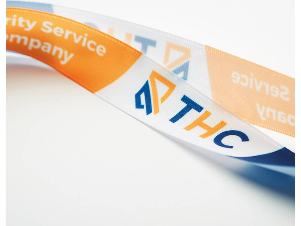 Lanière en satin sur mesure avec logo sublimé d’un seul côté – design entièrement personnalisé 6