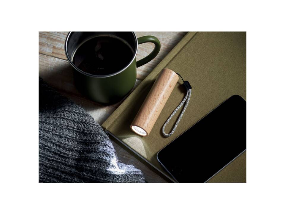 Torche rechargeable en bois 5