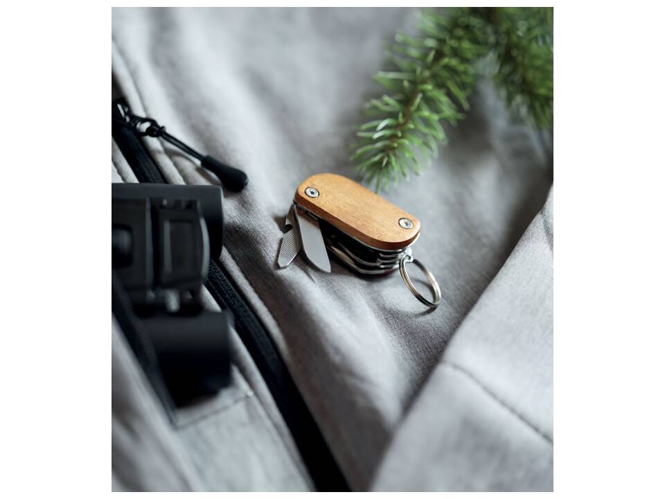 Couteau de poche multi-outils 6