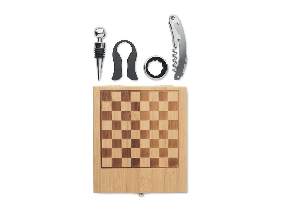 Set à vin et jeu d'échecs 3
