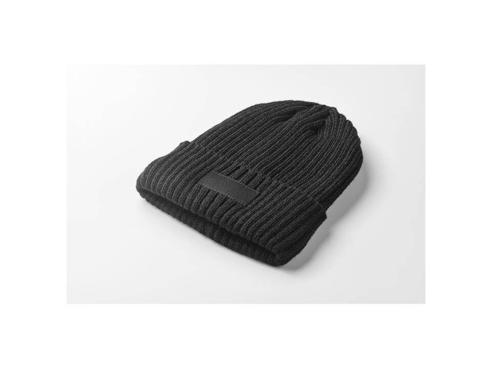 Bonnet tricoté avec revers 2
