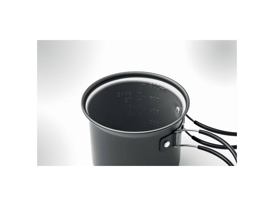 Set casseroles camping et couverts 3