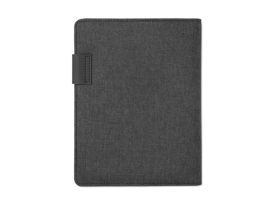 Conférencier A5 et powerbank 4