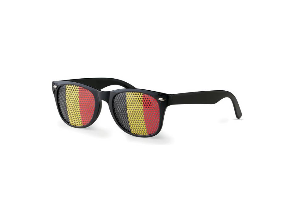 Lunettes avec des verres au couleurs des pays 2