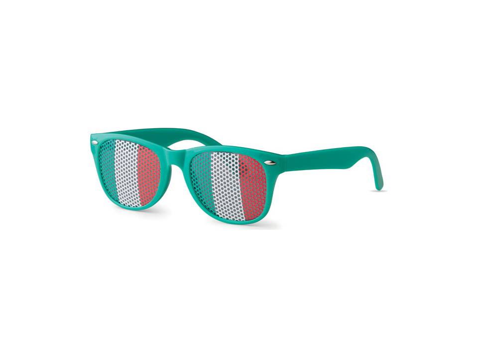 Lunettes avec des verres au couleurs des pays 12