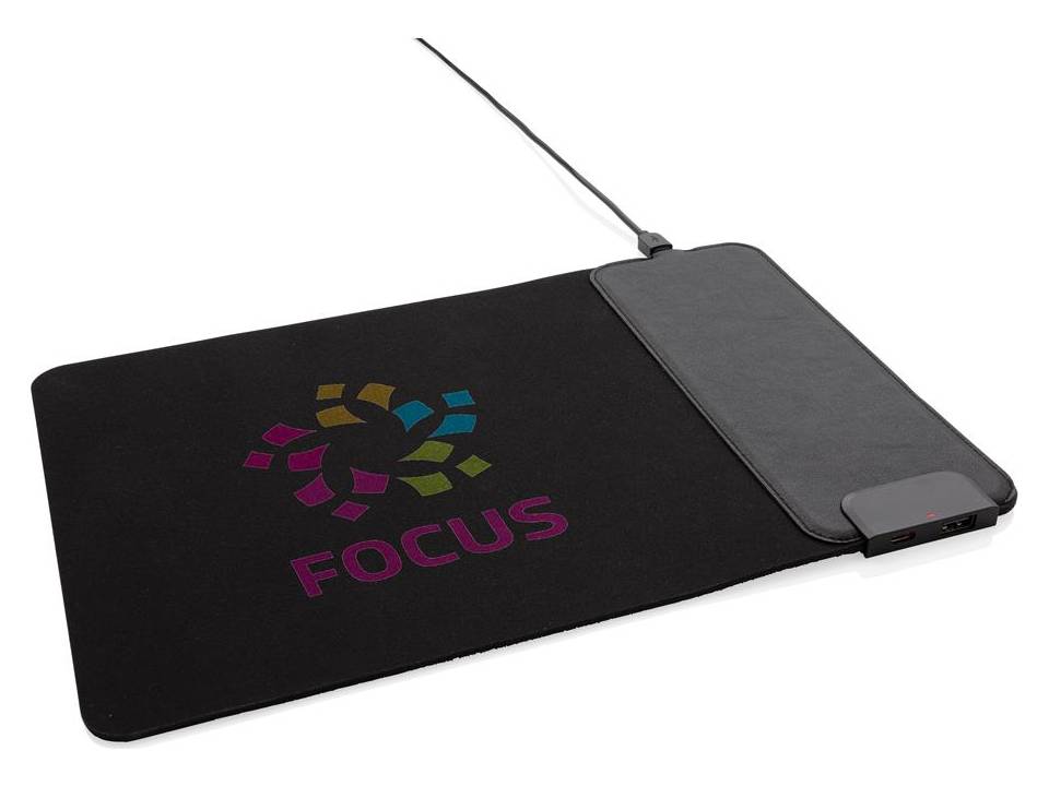 Tapis de souris avec ports USB et chargeur à induction 15W 5