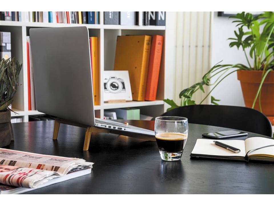 Support ordinateur portable en bambou 8