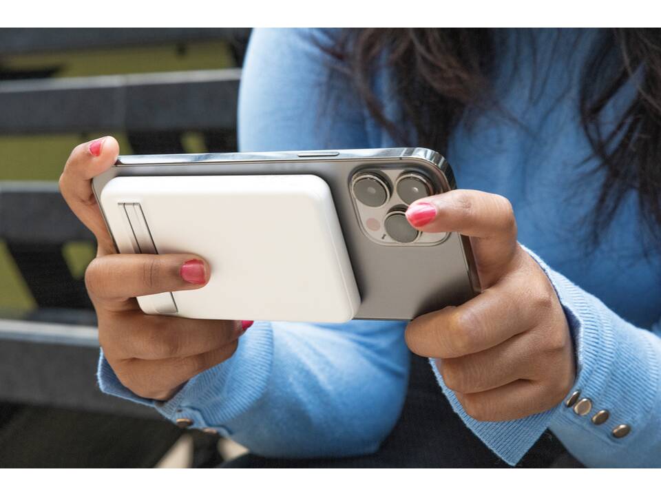 Powerbank 5000mAh et 5W en bambou et ABS RCS Zen 24