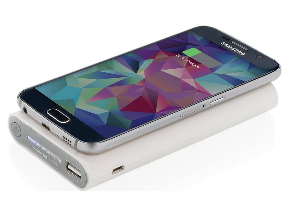 Batterie de secours 8000 mAh type C et induction 6