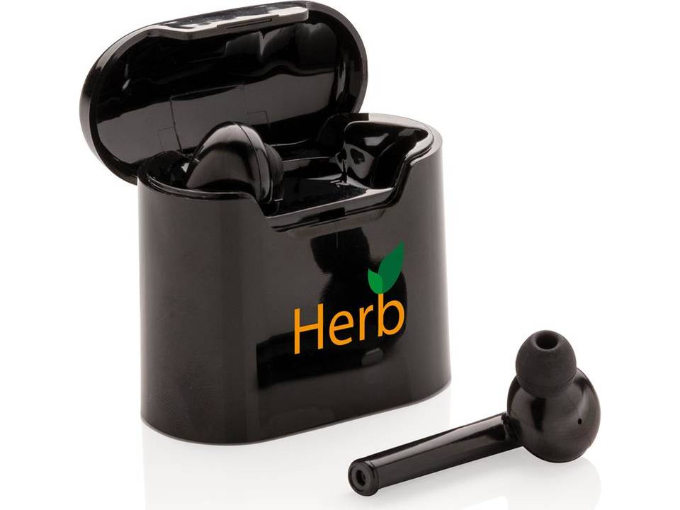Ecouteurs sans fil dans un boitier de charge Liberty 9