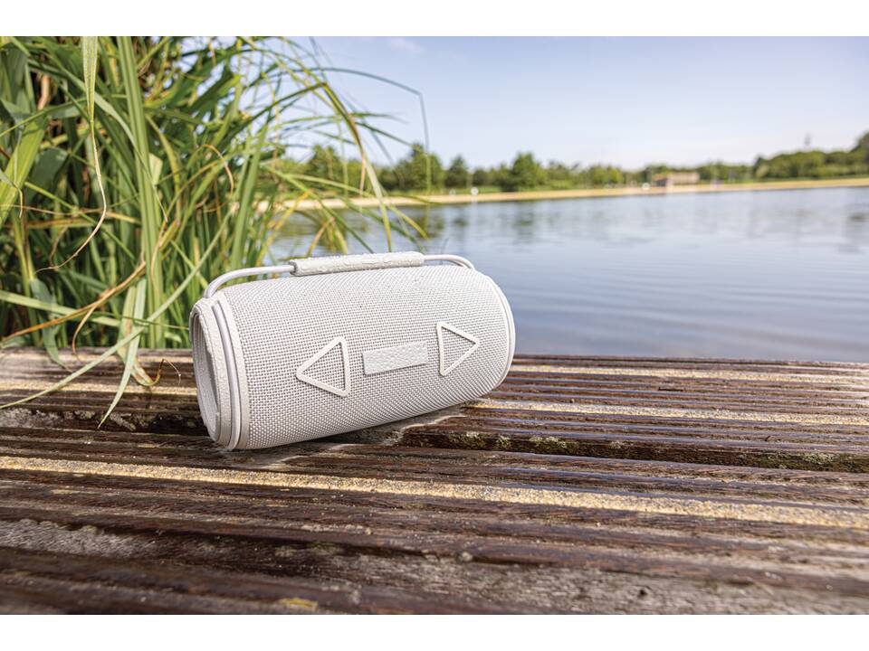 Enceinte 16W étanche IPX4 en plastique recyclé RCS Prisma 33