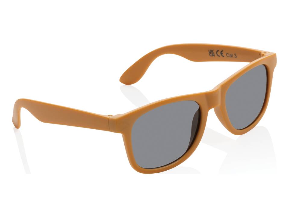 Lunettes de soleil en plastique PP recyclé GRS 26