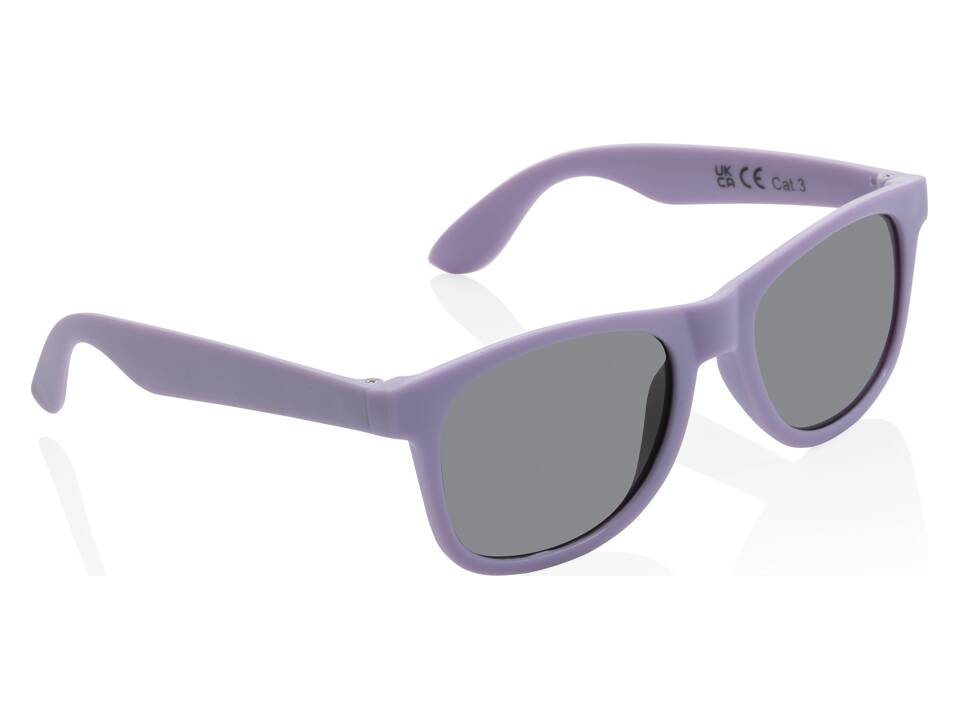 Lunettes de soleil en plastique PP recyclé GRS 36