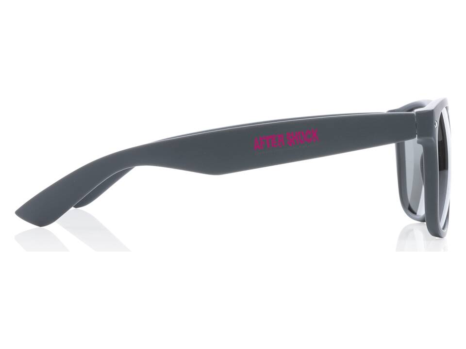 Lunettes de soleil en plastique recyclé GRS 14