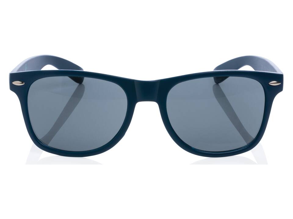 Lunettes de soleil en plastique recyclé GRS 19