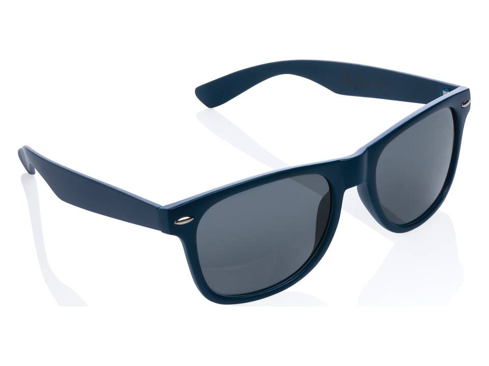 Lunettes de soleil en plastique recyclé GRS 22