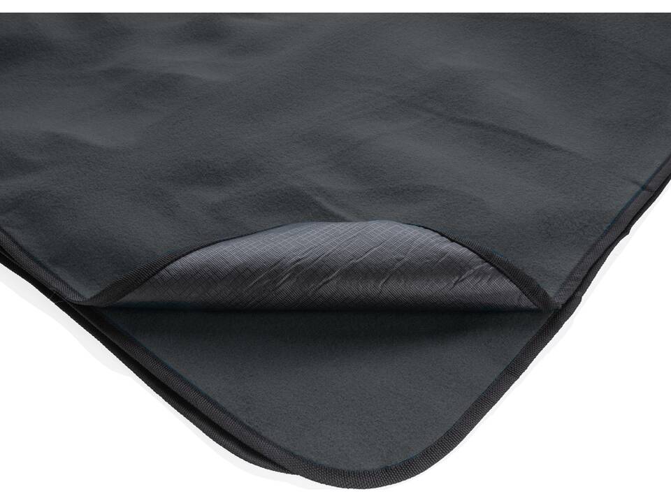 Couverture pique-nique en rPET Impact AWARE™ 2