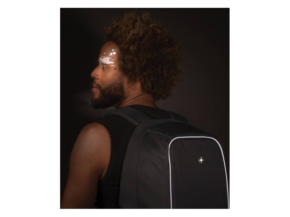 Sac à dos antivol pour ordinateur 15,6' Swiss Peak AWARE™ 18