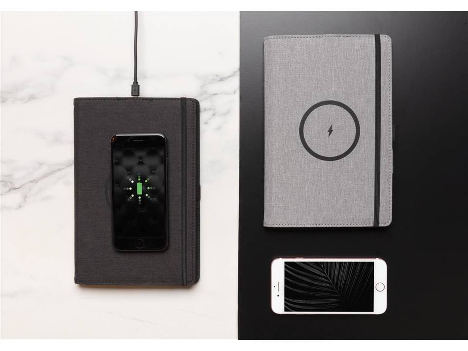 Housse à carnet A5 en rPET avec chargeur à induction 5W Air 10