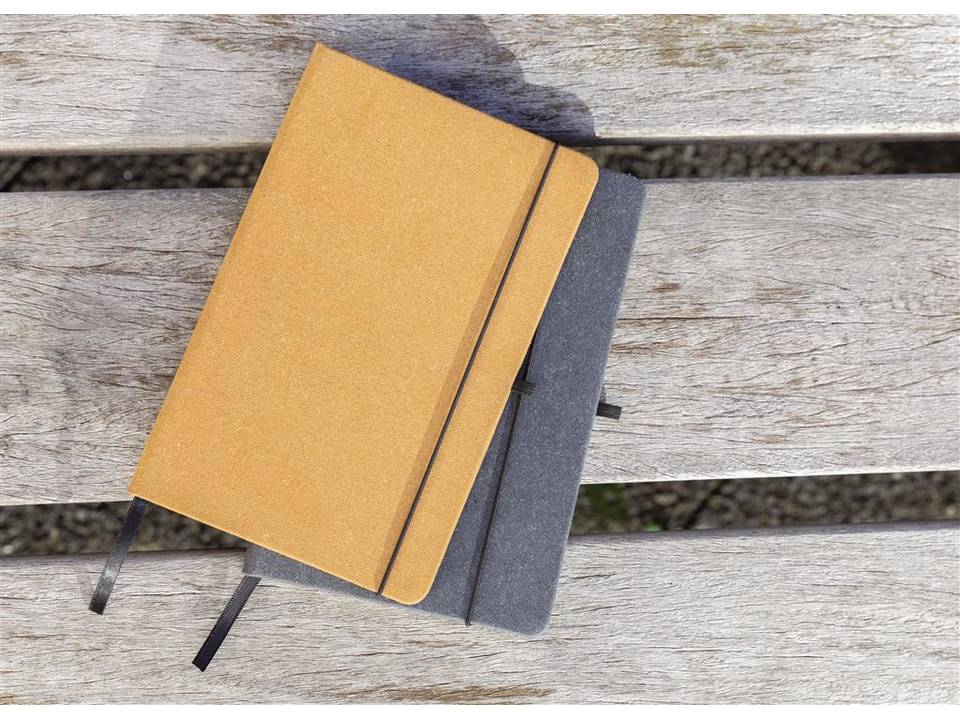 Carnet A5 à couverture rigide en cuir recyclé 26