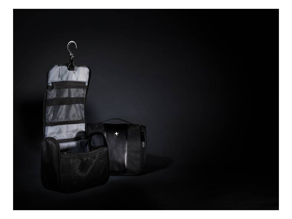 Trousse de toilette 6