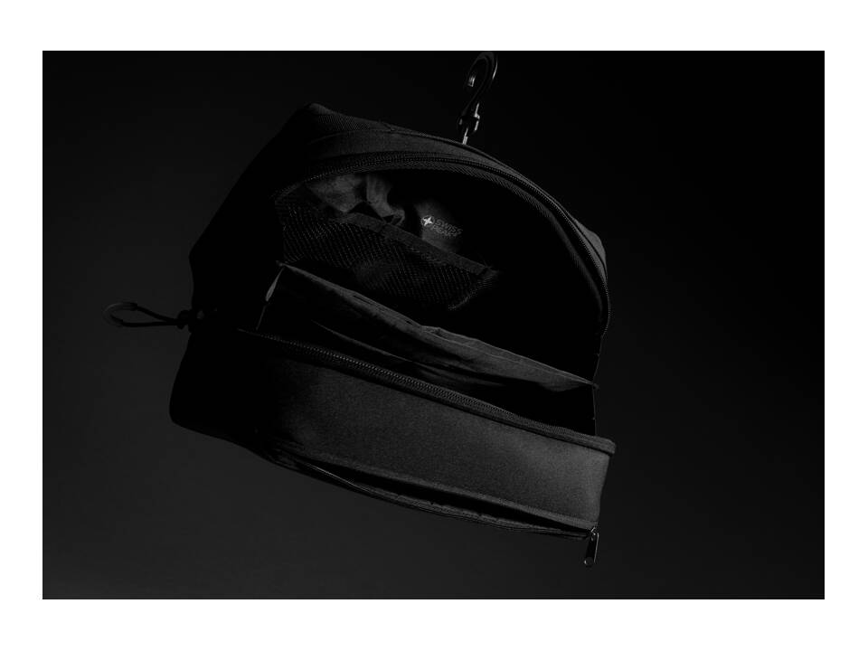 Trousse de toilette Swiss Peak AWARE™ 8