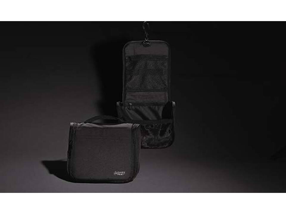 Trousse de toilette AWARE™ Swiss Peak Lohan 7