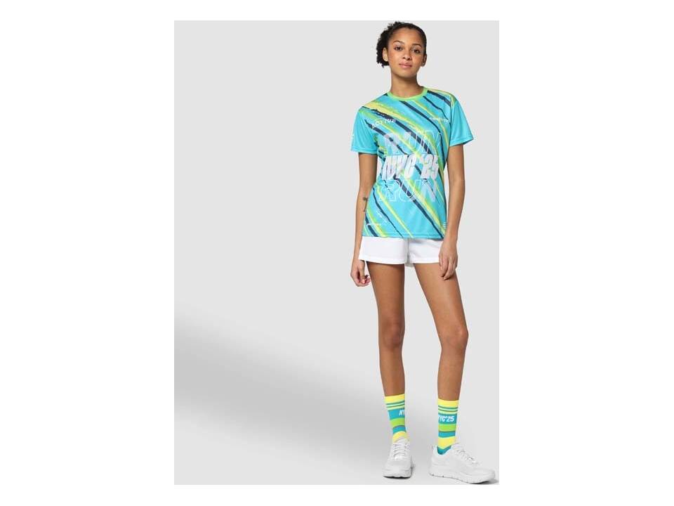 T-shirt sportif sur mesure à motif à carreaux – design entièrement personnalisé 2