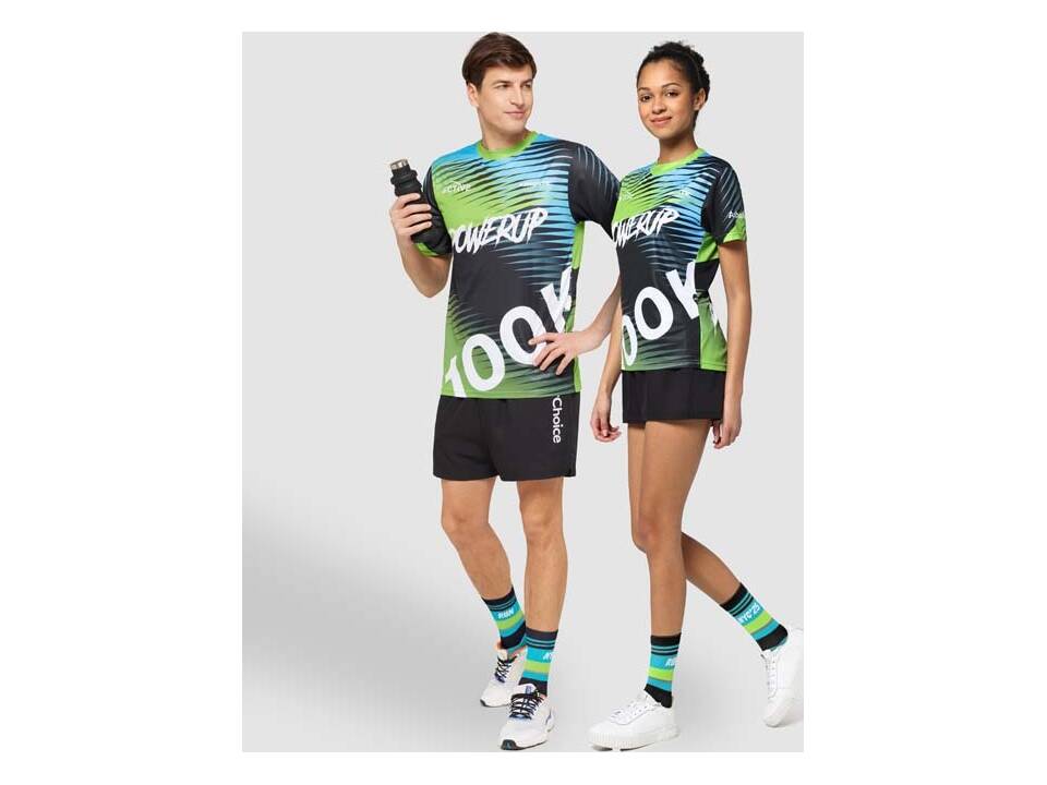 T-shirt sportif sur mesure à motif à carreaux – design entièrement personnalisé 6