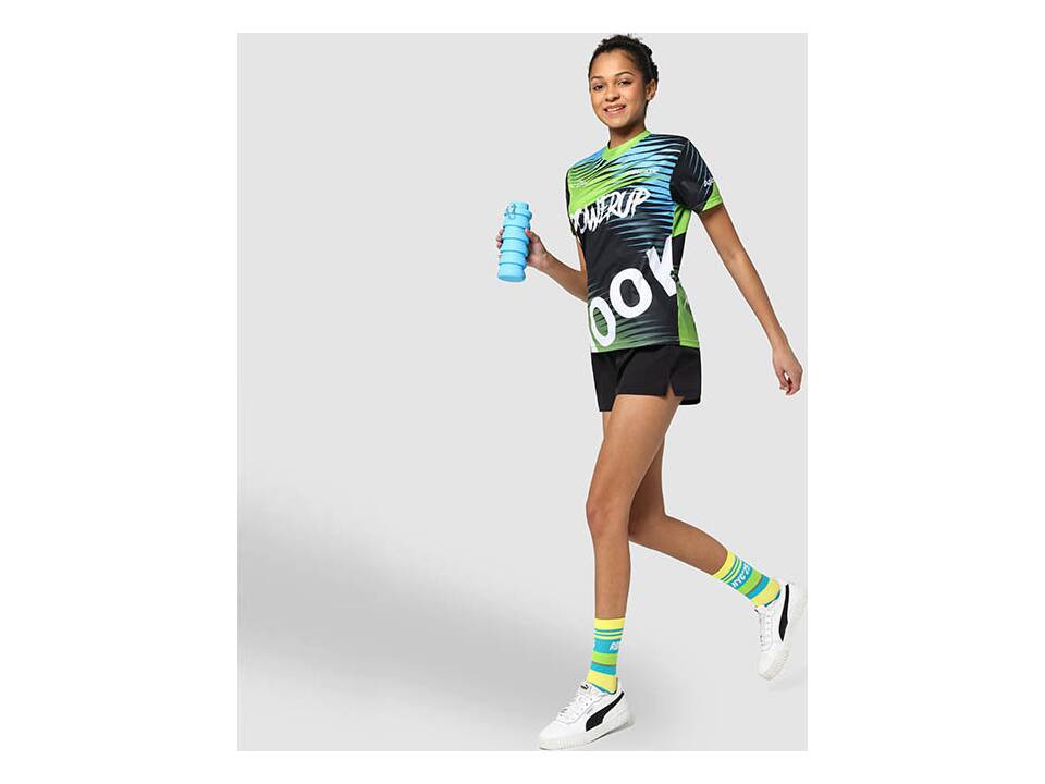 T-shirt sportif sur mesure à motif à carreaux – design entièrement personnalisé 7