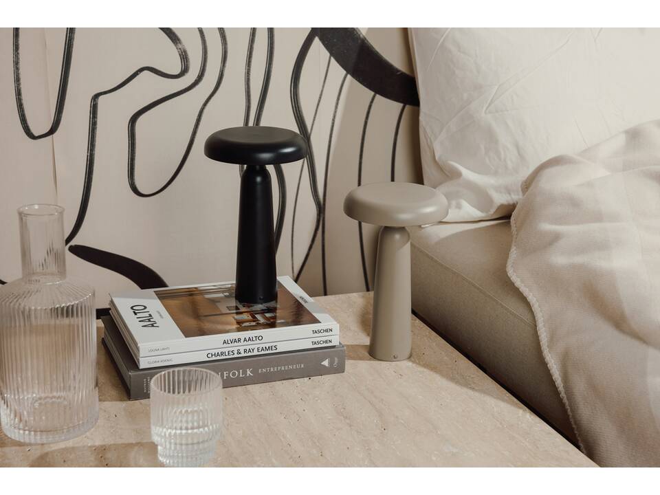 VINGA Lampe de table RCS Avery 19